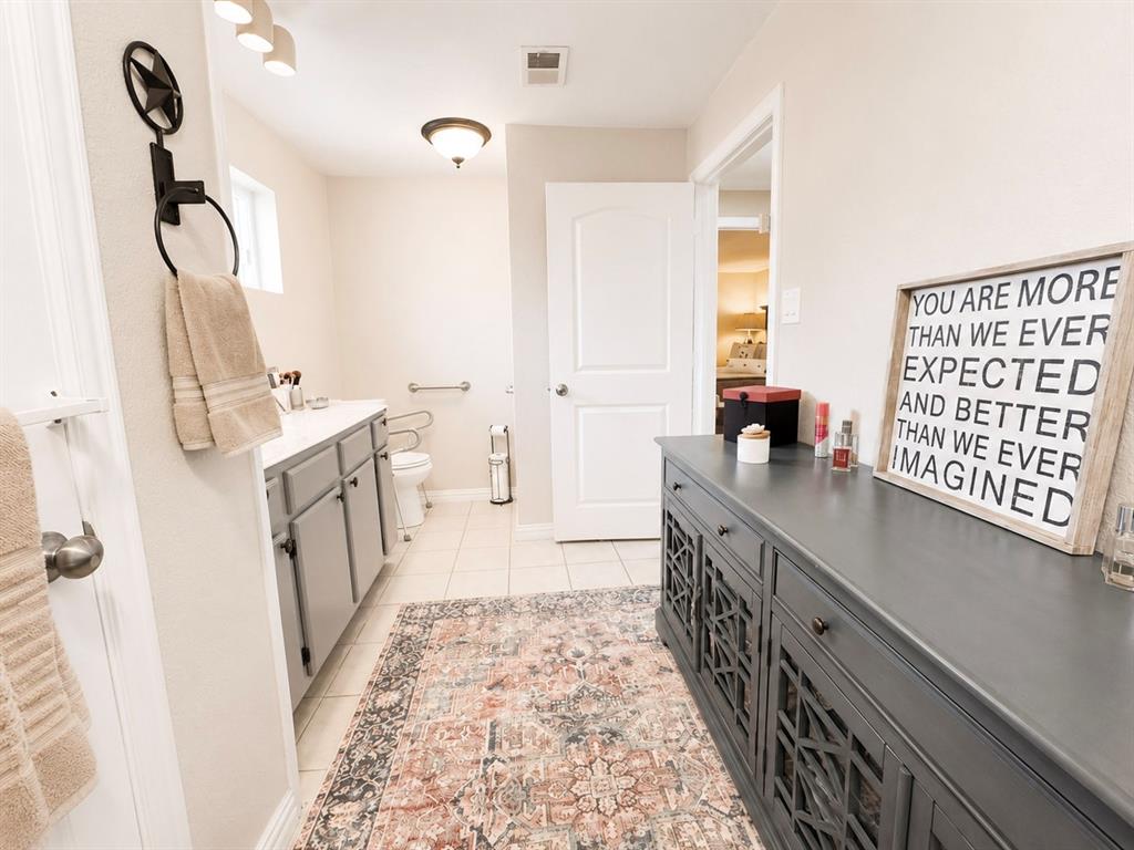 Whispering Oaks - Residential