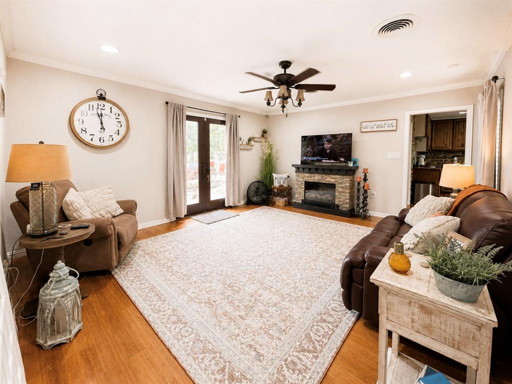 Whispering Oaks - Residential