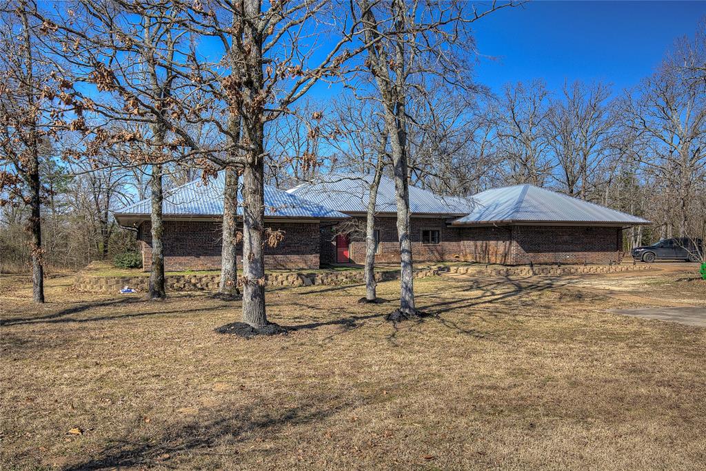 Singing Hills - Residential
