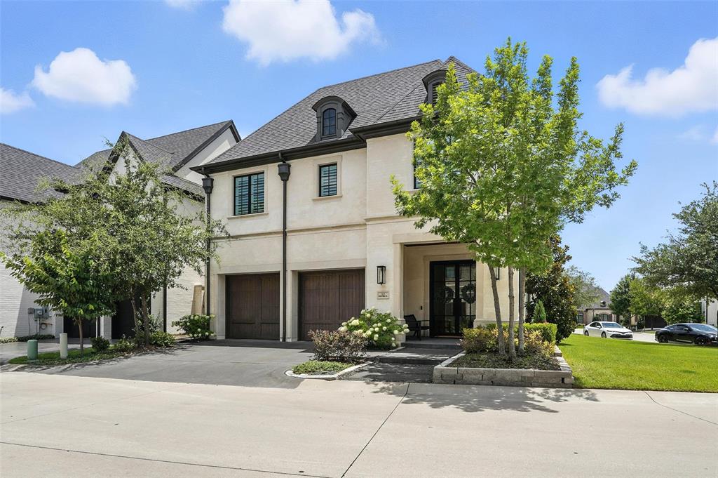 Lawn Glen Abbey - Residential