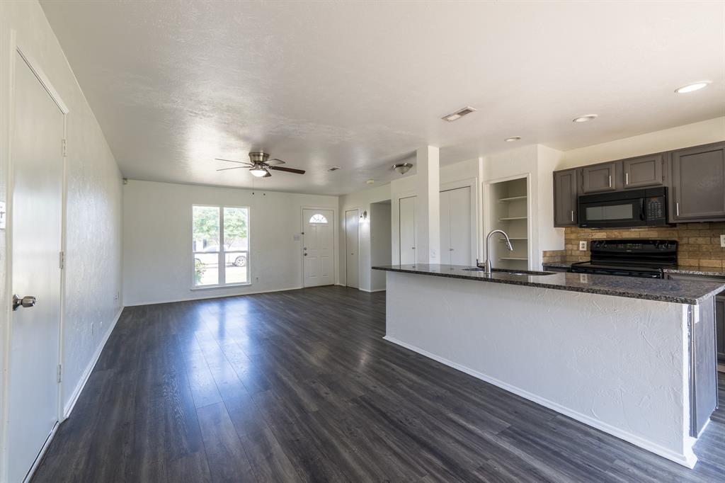 Colony 22 - Residential