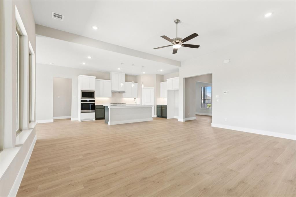 Ellis Ranch - Residential
