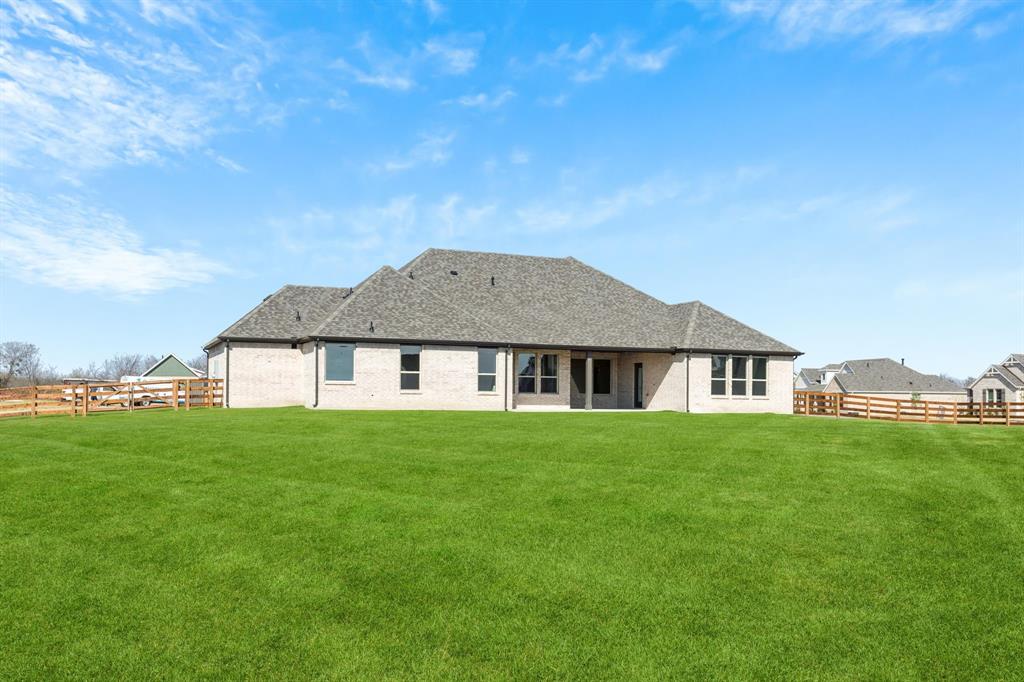 Ellis Ranch - Residential
