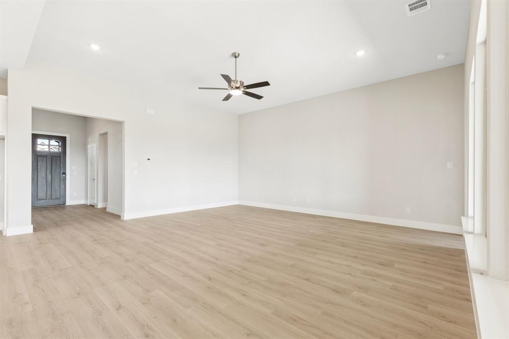 Ellis Ranch - Residential