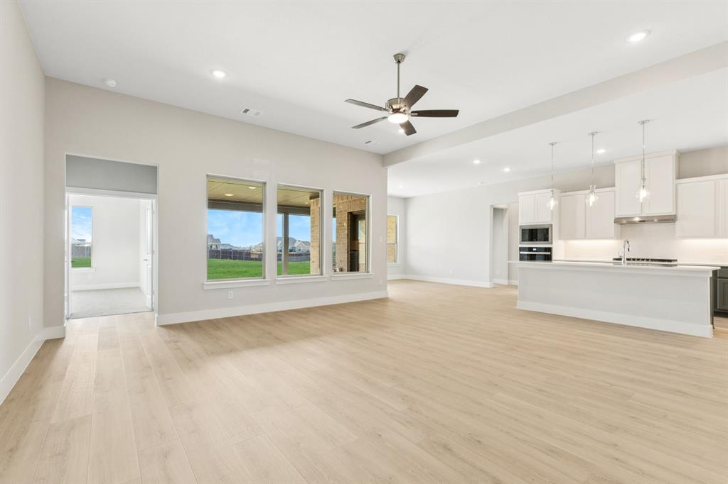 Ellis Ranch - Residential