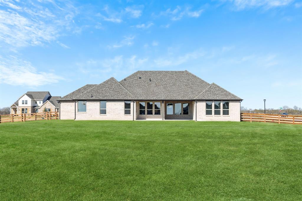 Ellis Ranch - Residential