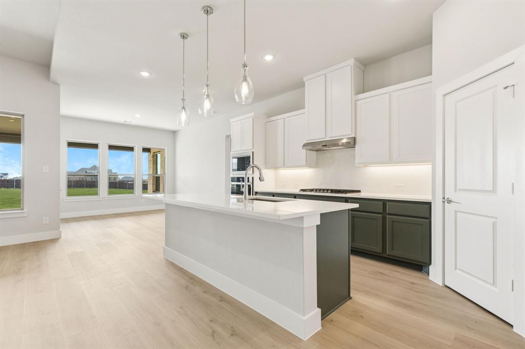 Ellis Ranch - Residential