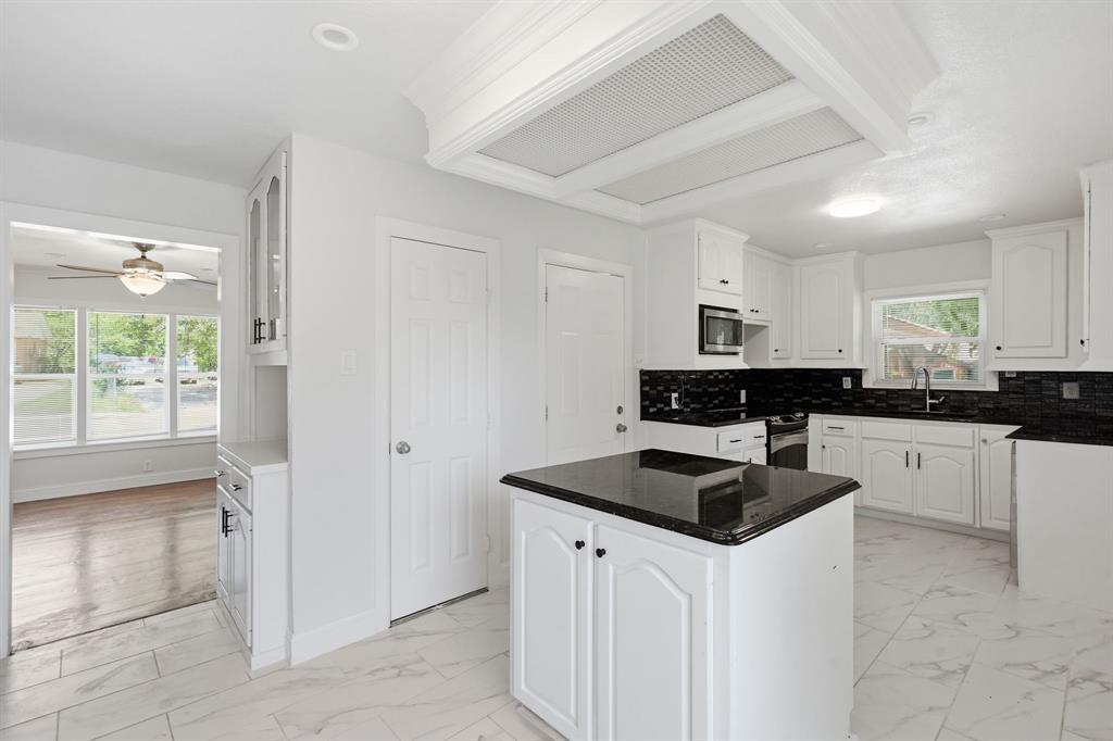 Cedar Crest Village 01 - Residential