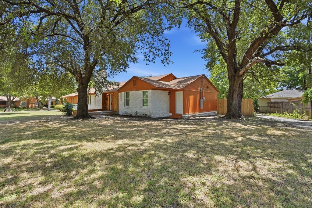 Cedar Crest Village 01 - Residential