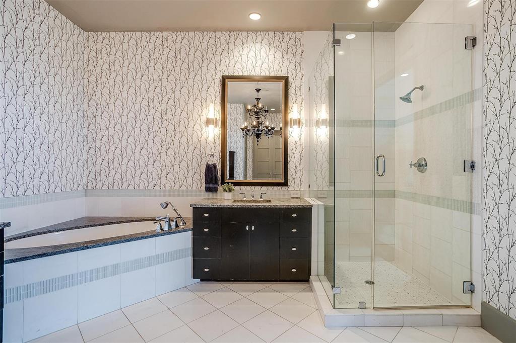 1301 Throckmorton Residences - Residential