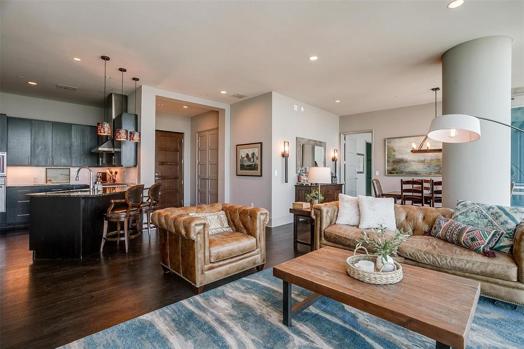 1301 Throckmorton Residences - Residential