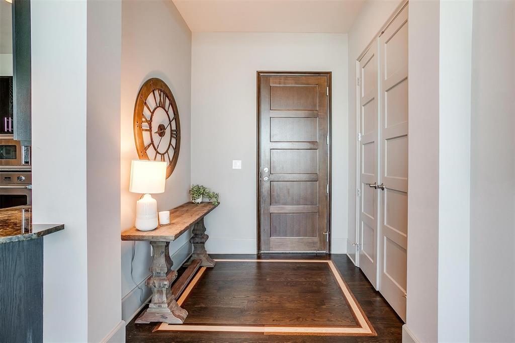 1301 Throckmorton Residences - Residential