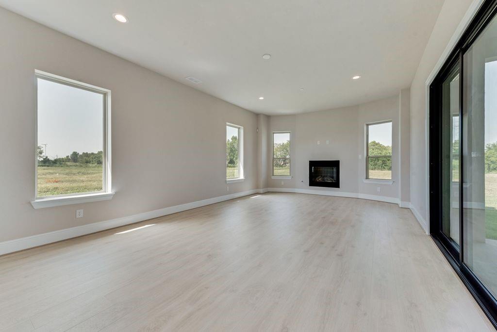 Kings Crossing - Residential