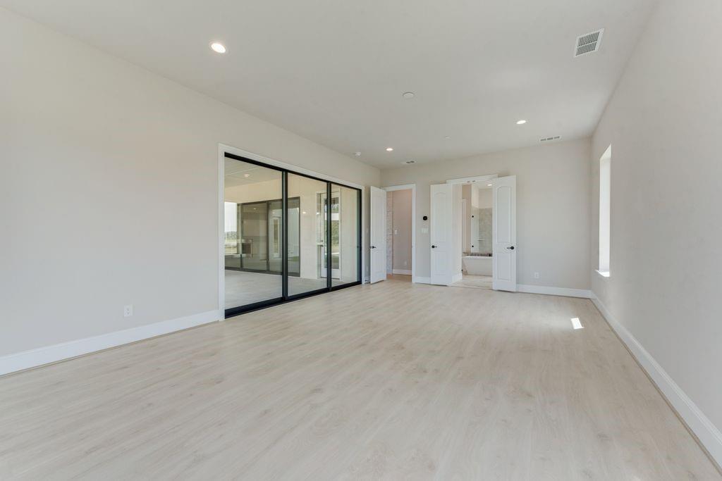 Kings Crossing - Residential