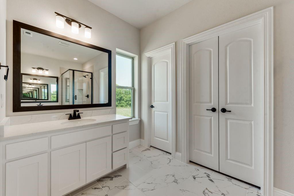 Kings Crossing - Residential