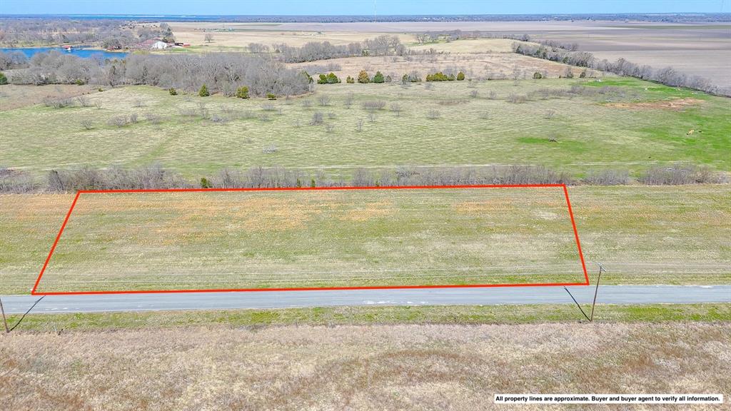 Discover the freedom of country living on this beautiful 1 acre tract near the lake in Kerens, located in the Wood Duck Landing subdivision. With open space, peaceful surroundings, and close proximity to the water, this property offers the perfect blend of privacy and recreation. Utilities are available at the road, making it easy to start planning your custom home, barndominium, or manufactured home in accordance with subdivision guidelines.
Enjoy quiet mornings, starry skies, and the convenience of being just minutes from the lake for boating and fishing. Deed restrictions are in place to help protect property values while still allowing flexibility in your build. Owner financing available with a minimum of 10 percent down, up to a 30 year term, at 12.5 percent interest. This is one of only 8 total lots available. Don’t miss your opportunity to secure land near the water and build on your timeline.