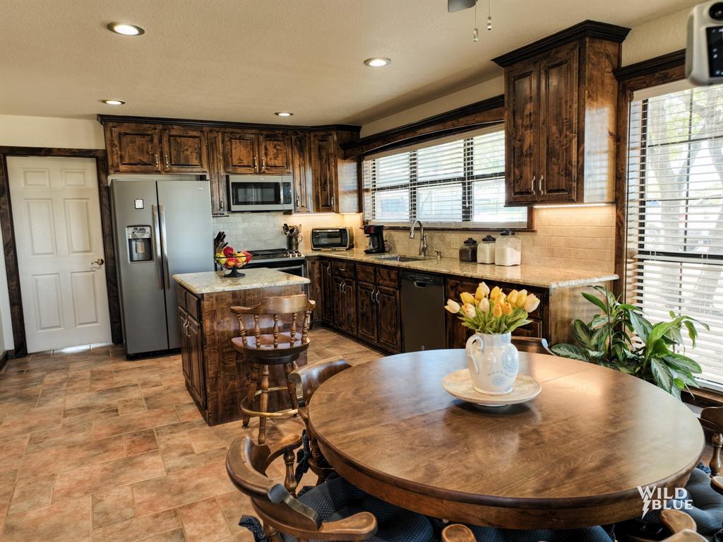 Comal School - Residential