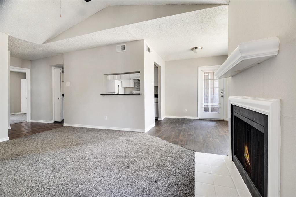 Meadows Condo - Residential