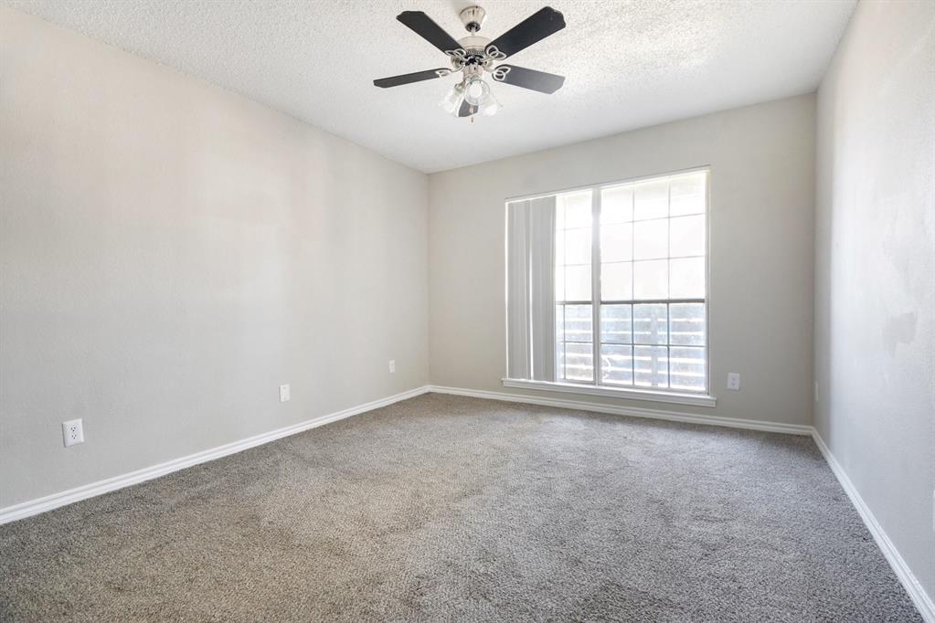 Meadows Condo - Residential