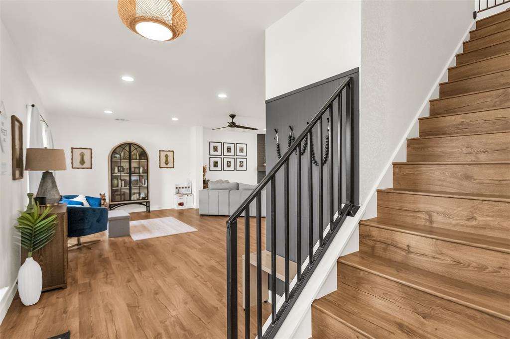 PRINCETON POINTE - Residential