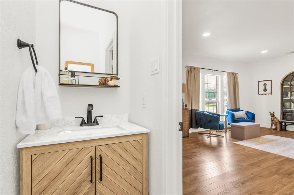 PRINCETON POINTE - Residential
