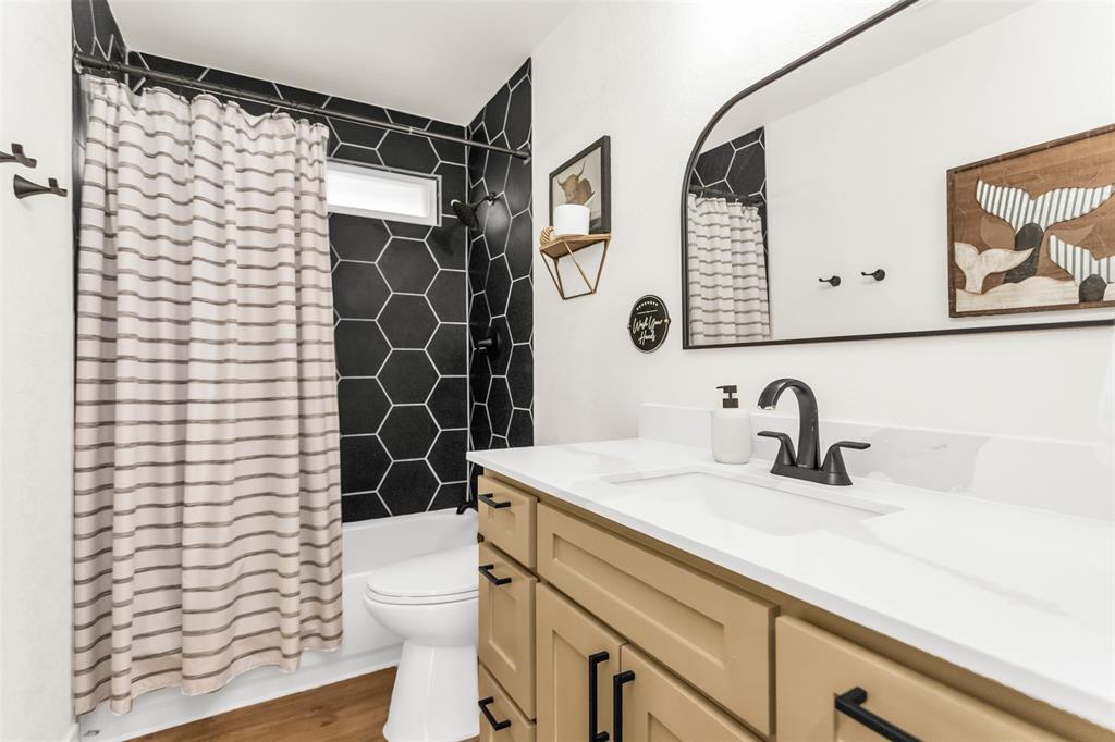 PRINCETON POINTE - Residential