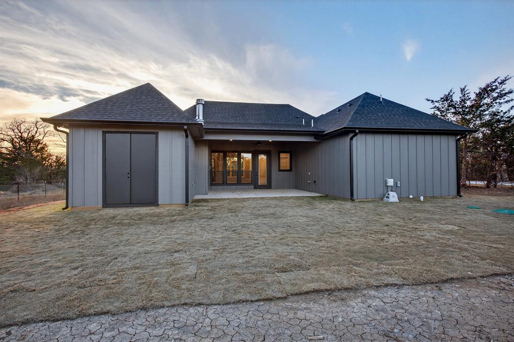 Melo Acres - Residential