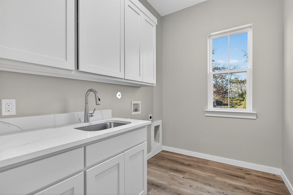 Melo Acres - Residential