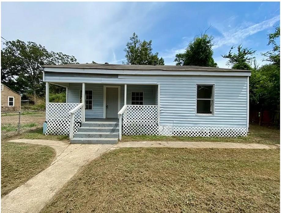 Investor Opportunity – Portfolio Available!

Turnkey investment property with tenant in place generating $850month in rental income. This property is part of a 3-property investment portfolio, all available for purchase individually or as a package.

Portfolio includes:
323 Kelly St (MLS #21223458)
3201 Boss Ave (MLS #21223475)
7041 Penny St (MLS #21223523)

All properties are currently occupied, offering immediate cash flow with no vacancy downtime. Excellent opportunity for investors looking to expand an existing portfolio or acquire multiple income-producing properties at once.

Seller is open to selling individually or as a package. Package pricing and details available upon request.