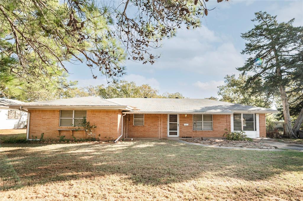 This 4 bed, 1.5 bath home offers 1,800 sq. ft. of living space and endless potential with generous living areas and a sunroom that opens to an oversized backyard with two large sheds. Sitting on over an acre this spacious home has solid bones and excellent potential for updates or renovation. Located in a quiet neighborhood just a short walk to the elementary school, this one’s ready for someone with vision to make it shine!