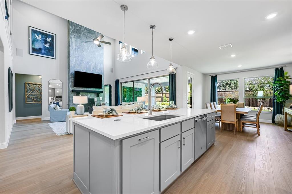 The Ridge at Northlake - Residential