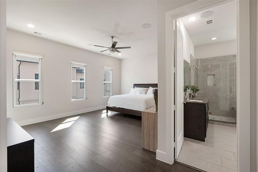 Thirty One Dallas Square #1 - Residential