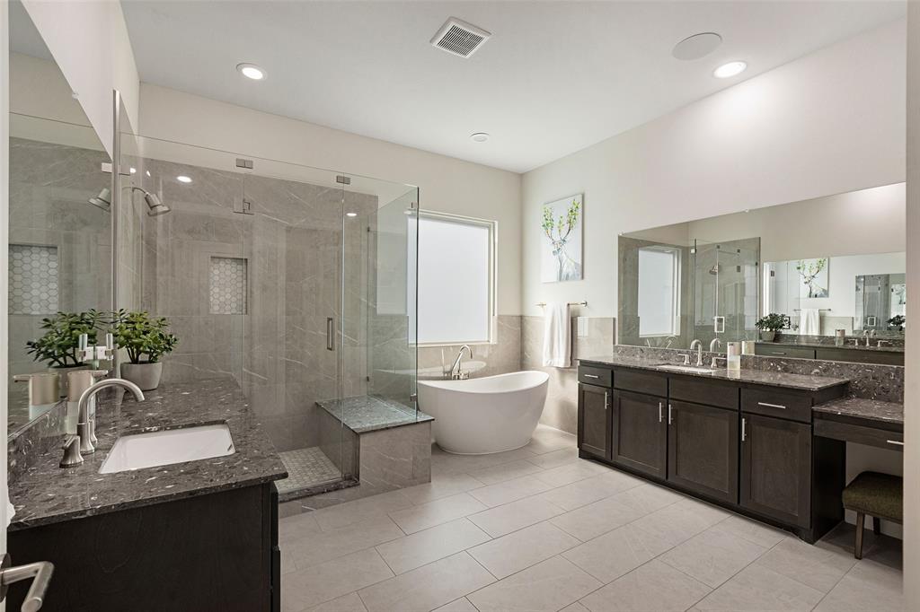 Thirty One Dallas Square #1 - Residential