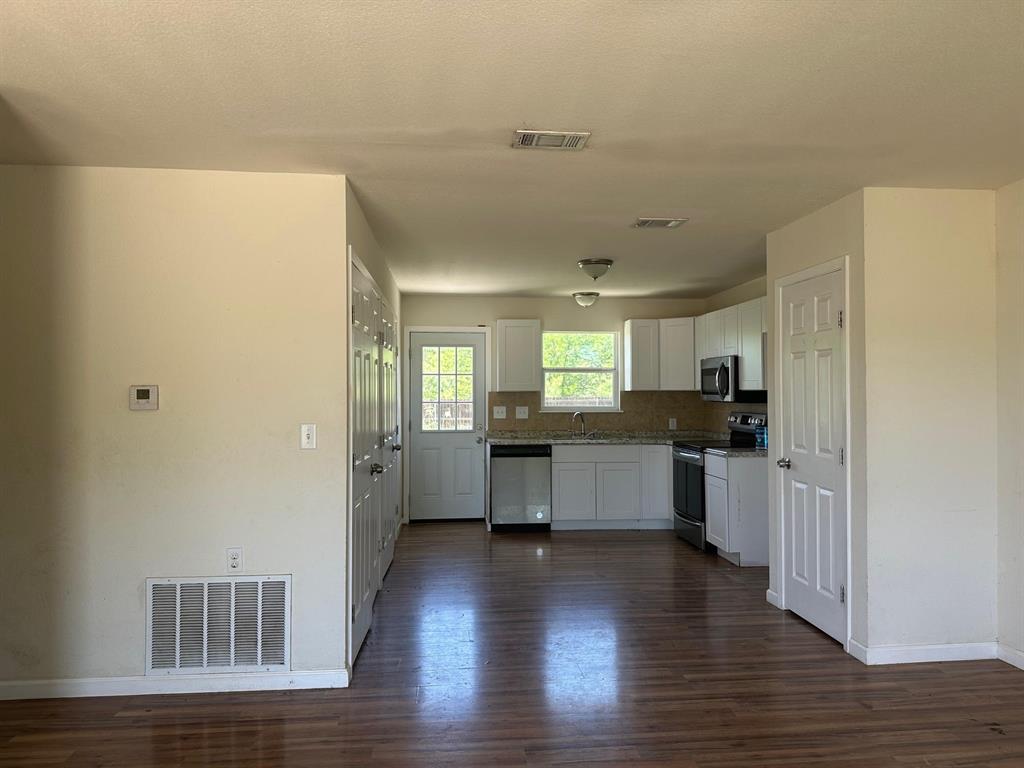Runaway Bay Unit 7a - Residential