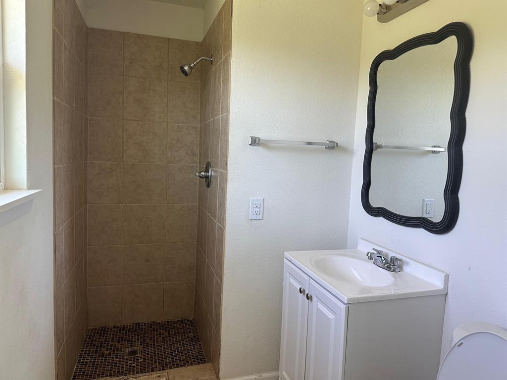 Runaway Bay Unit 7a - Residential