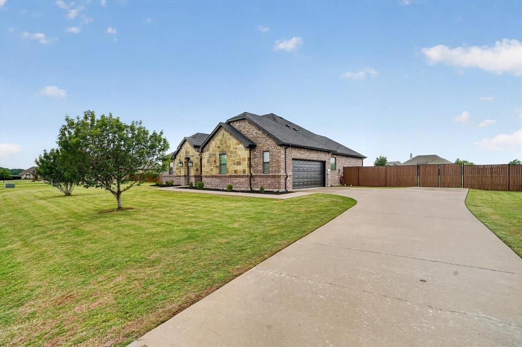 Country Hill Estates - Residential