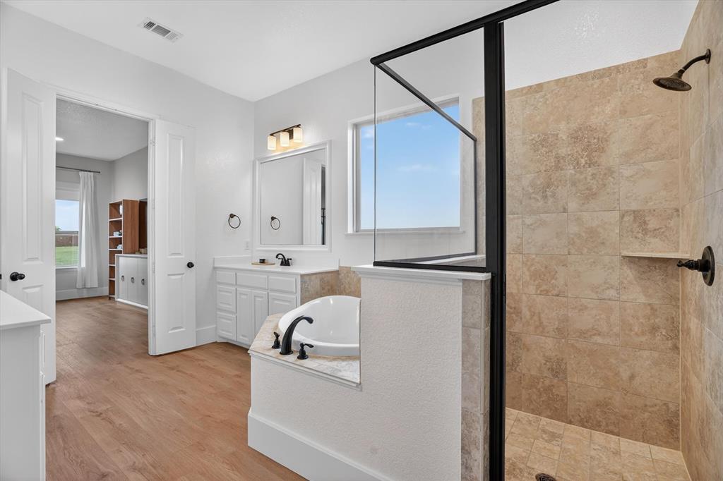 Country Hill Estates - Residential