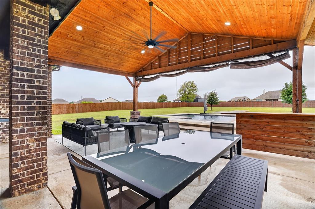 Country Hill Estates - Residential