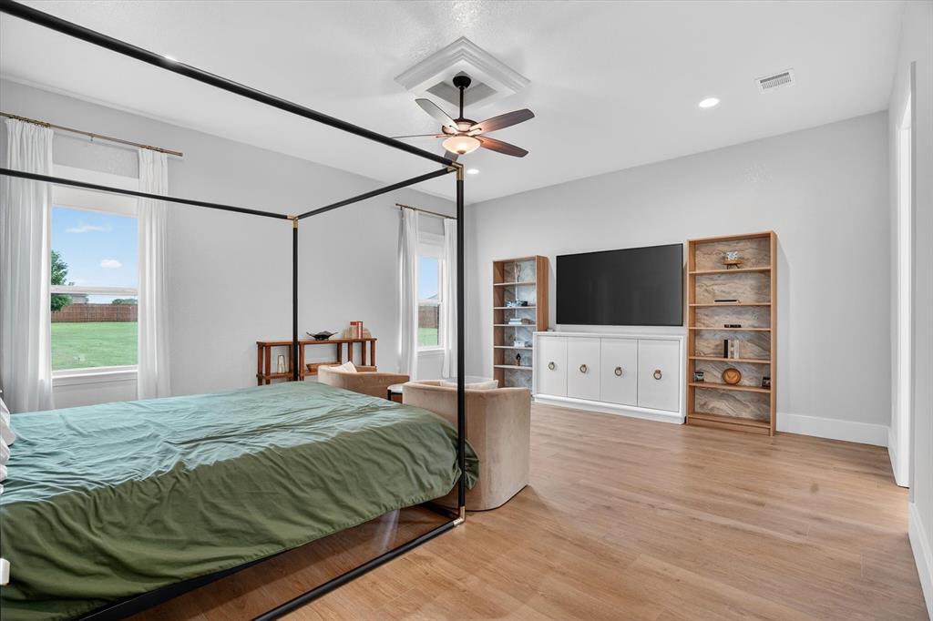 Country Hill Estates - Residential