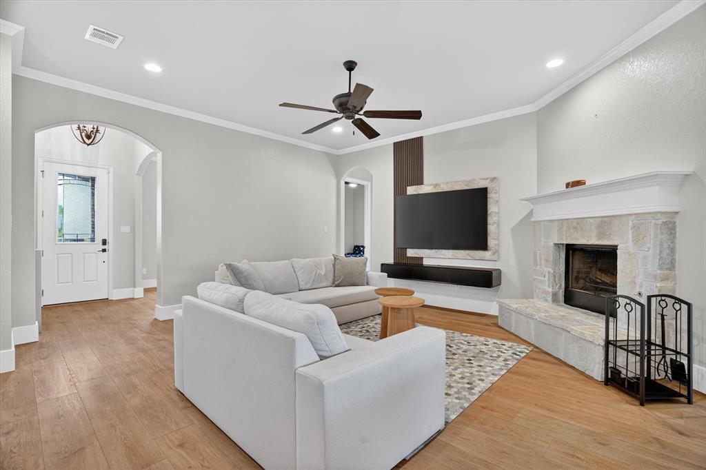 Country Hill Estates - Residential