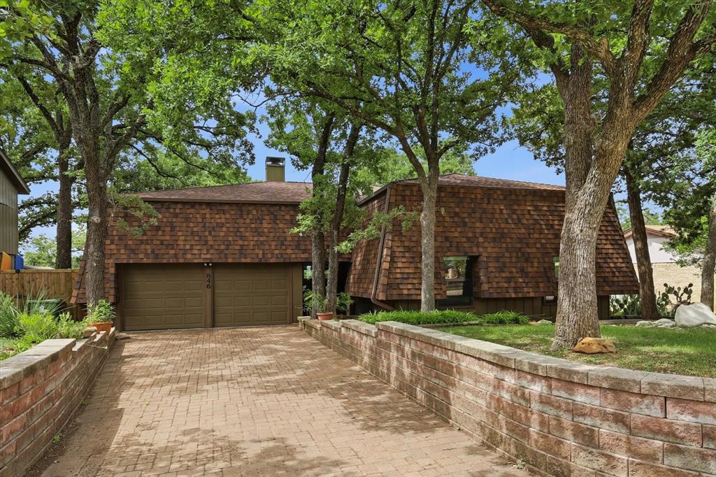 LAKE VISTA ESTATES - Residential