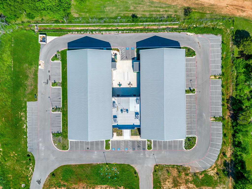 Corridor 51 Bus Center - Commercial Sale