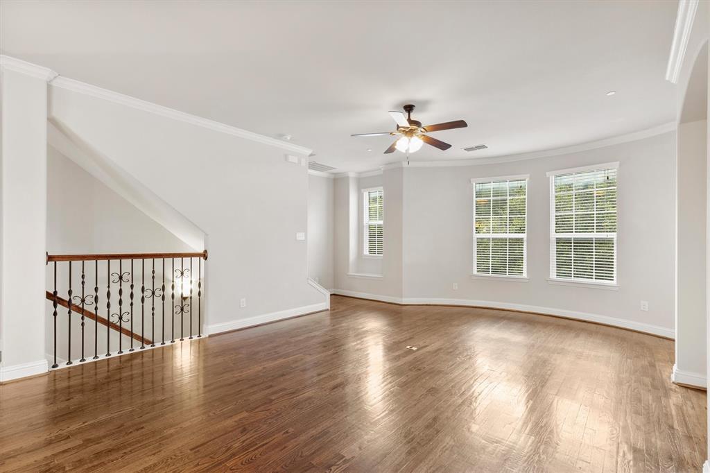 Brownstones At Vista Ridge Con - Residential
