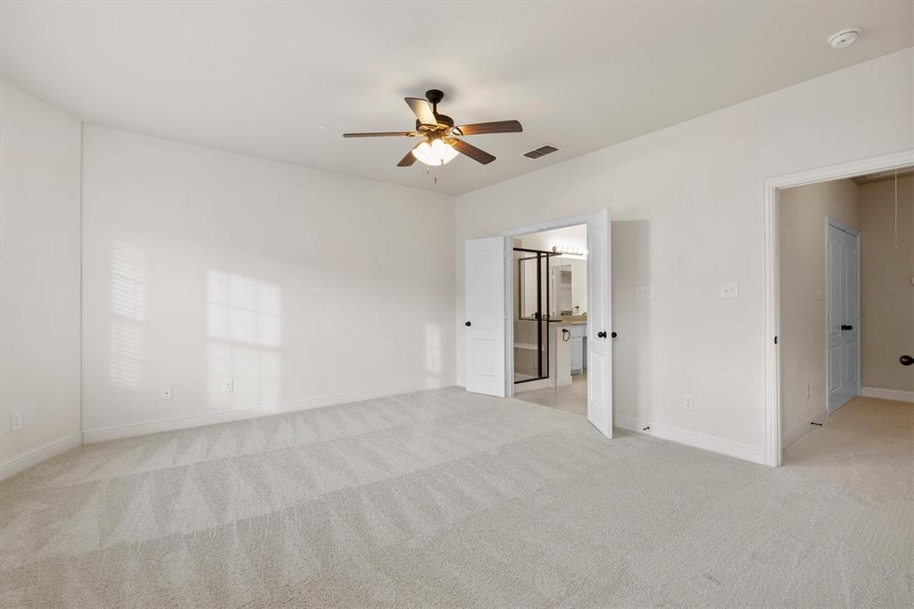 Brownstones At Vista Ridge Con - Residential
