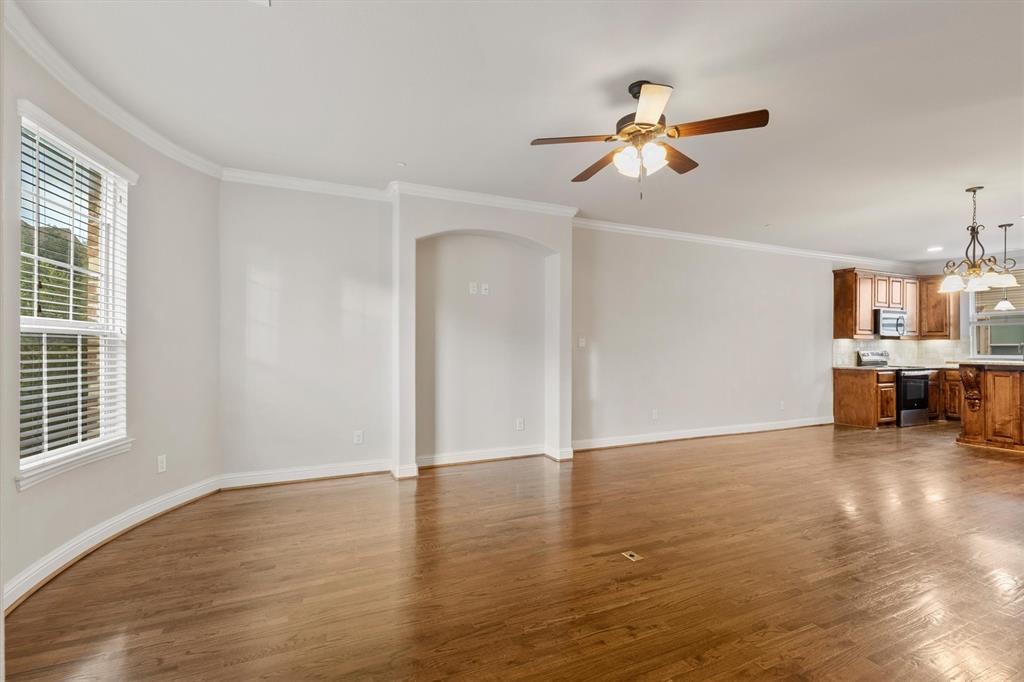 Brownstones At Vista Ridge Con - Residential