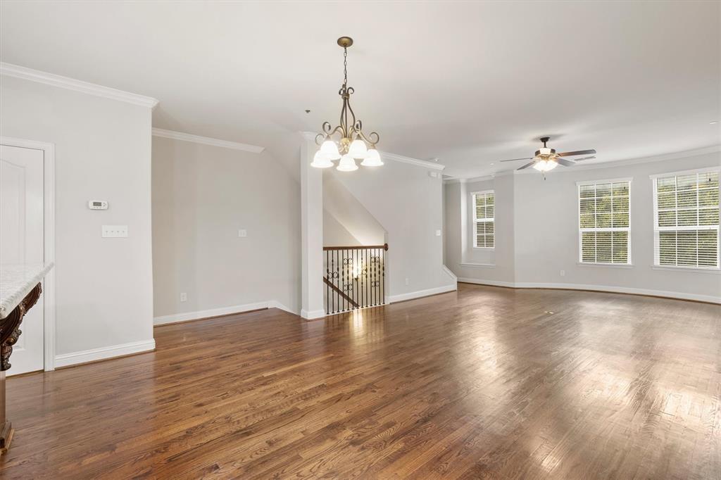 Brownstones At Vista Ridge Con - Residential