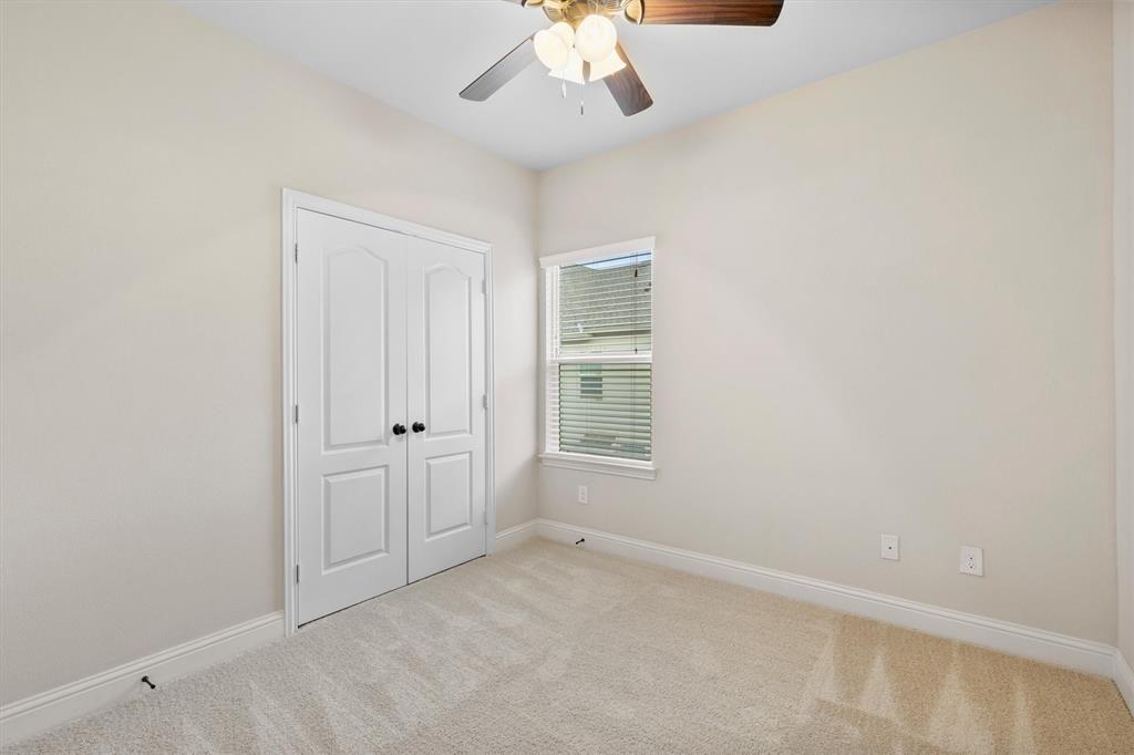 Brownstones At Vista Ridge Con - Residential
