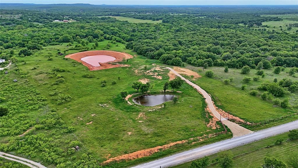 Ravenstone - Land