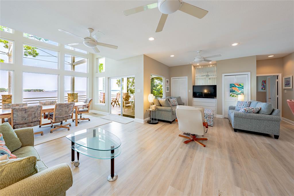 Westwood Beach 01 - Residential