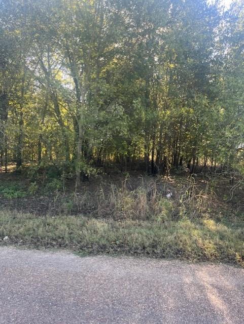 Property back on market, 1 Acre lot, zoned for Mobile and Residential Homes!